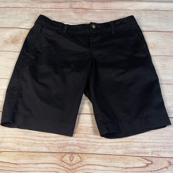 Womens Old Navy black Bermuda shorts size 6 low rise Perfect Bermudas - Picture 12 of 13